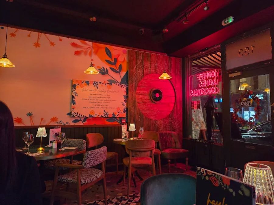 Looking for Restaurants in Tufnell Park? Discover Haylaz Brasserie