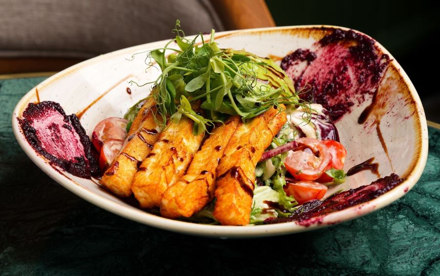 Discover Lebanese Small Plates Near NW5 at Haylaz Brasserie