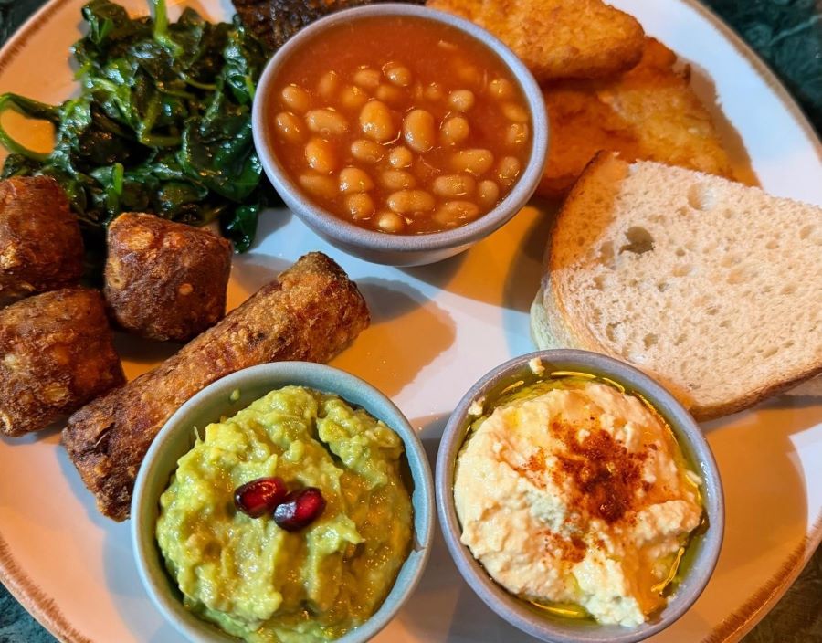 Haylaz Brasserie: One of the Best Brunch Spots Near Tufnell Park Underground