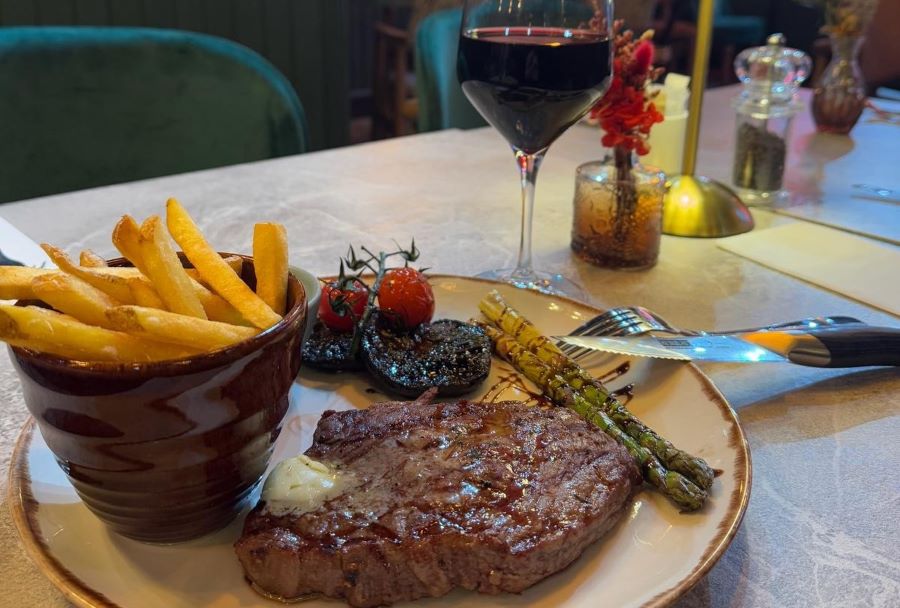 Haylaz Brasserie: One of the Best Halal Mediterranean Restaurants Near Tufnell Park